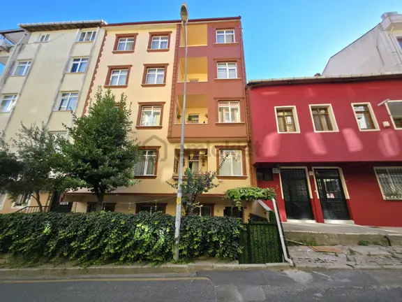 Kule'den Bulgurlu Metro Yanı İçi Sıfır Yapılı Giriş Kat 1