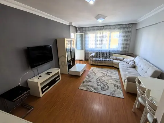 Pendik Yenişehir'de Eşyalı 3+1 Daire: 120m², Hazır Yaşam! 1