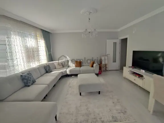 Ali Erişgin'den Satılık 3+1 Daire İlkadım Merkezi Yerde Masrafsız Oturuma Hazır 1