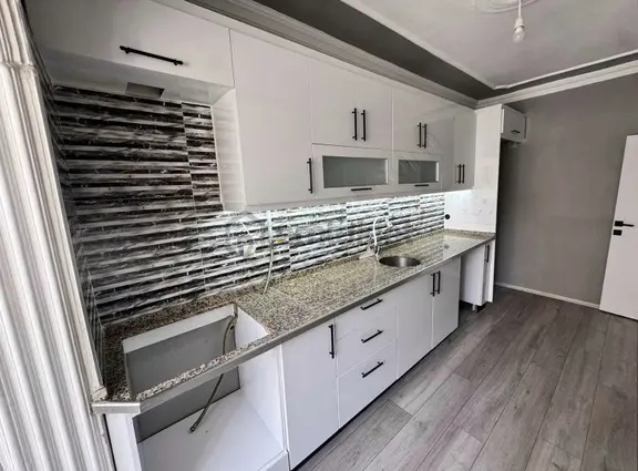 Güneş Emlaktan Harıka Konumda Genış Ve Ferah Daıre 2