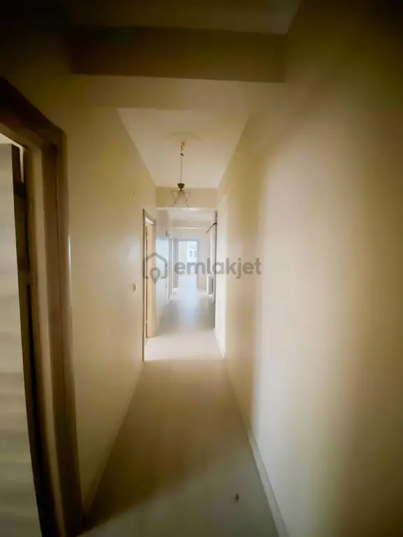 Yenişehir Emniyet Karşısı Coca Kolanın Arkası Arakat Kiralık 3+1 2