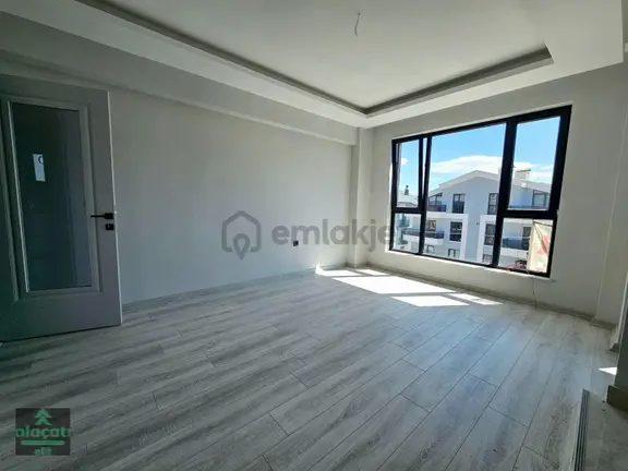 İncek Taşpınar'da Kapalı Mutfak İskan Ebeveyn Banyo Satılık 4+1 2