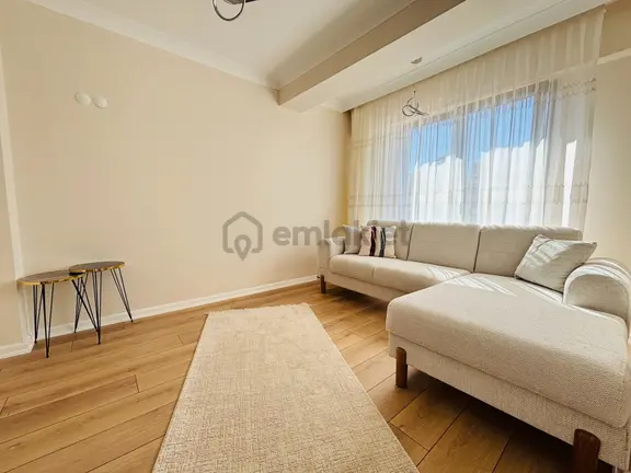 Sevinç'ten Yeni Mahallede Sıfır Eşyalı Kiralık 2+0 Daire 1
