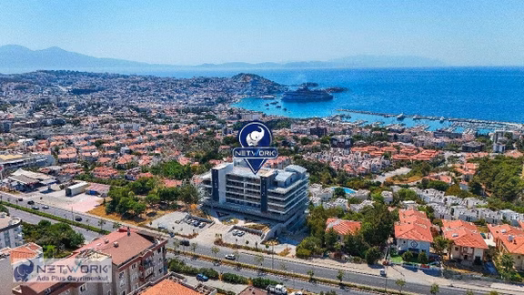 Kuşadası Marina Bölgesinde Konut Ve Ticari Kullanıma Uygun Lux Rezidans Daire 1