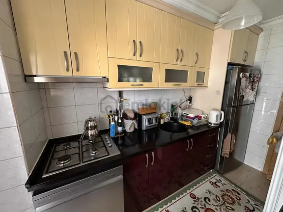 Bayraklı Adliye Yakını 7/24 Güvenlikli Site İçinde Satılık Daire 2