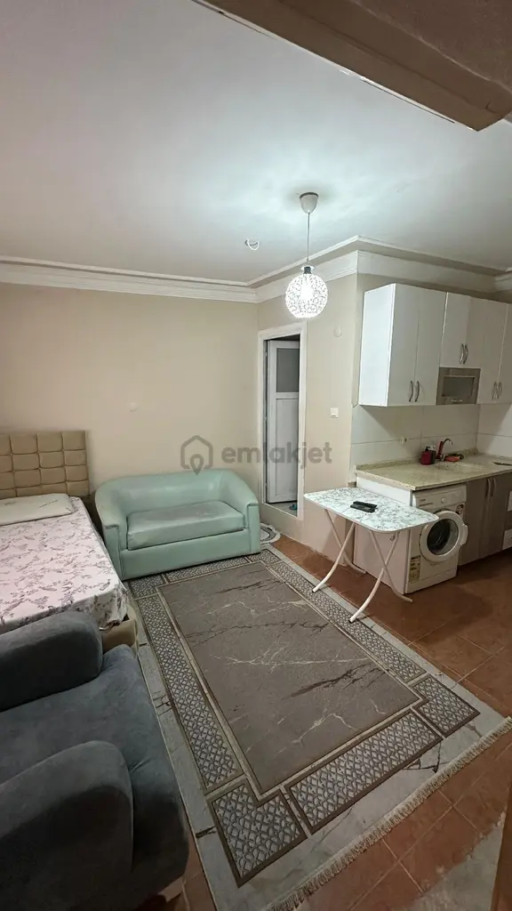 Baraj Yolu Civarı Geniş Oturmlu 1+0 2