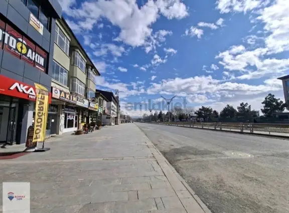 Remax Dem'den Adliye Karşısı Yaya Trafiği Yoğun Bölgede İşyeri 1