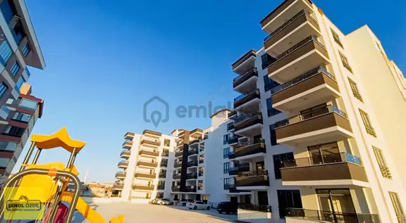 Karatay Emirgazide Kiralık 3+1 Sıfır Daire Arakat 6/3 1