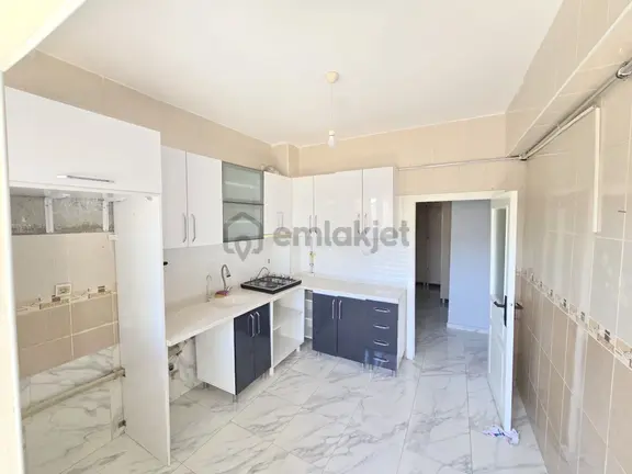 Hemdem Gayrimenkul'den Topçu'da Merkezi Konumda 3+1 Satılık Daire 2