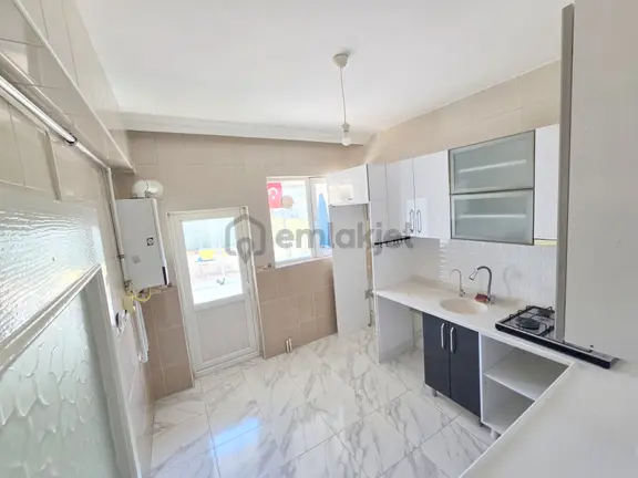 Hemdem Gayrimenkul'den Topçu'da Merkezi Konumda 3+1 Satılık Daire 1