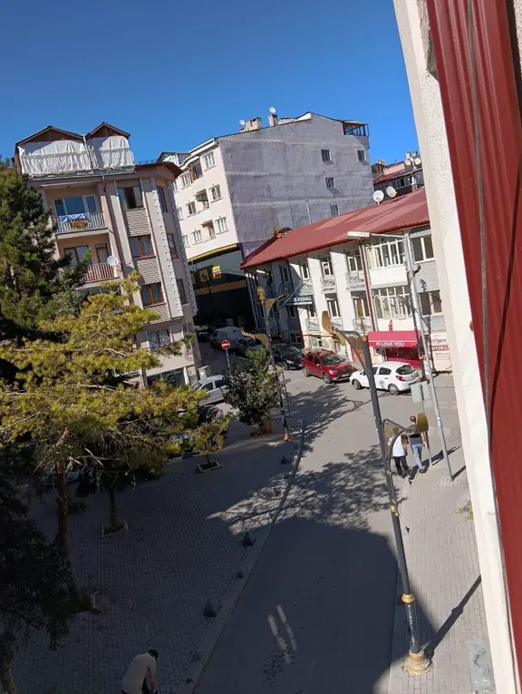 Karahan Emlak'tan Çarşı İçinde 3+1 Yapılı Lüks Daire-ofis 2