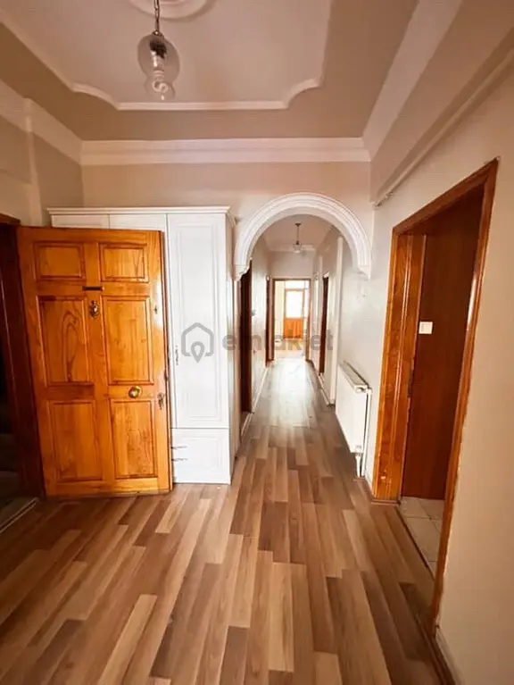 Bulvar Caddesi Arka Cephesinde 3+1 Doğalgazlı Daire 2