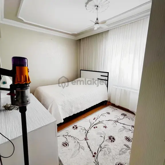 Üniversite Mahallesinde Satılık Daire 2