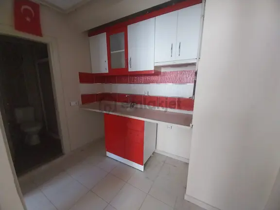 Şirintepe Mah. Örme Sok. Üniversite Yakını Kiralık 1+1 Daire 1