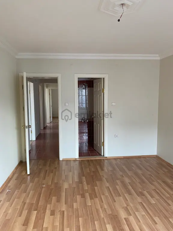 Sahibinden Beşevler Caddesi Üzeri Arakat 3+1 Kiralık Daire 2