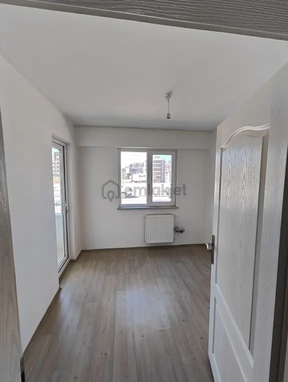 H1 Otobüs Güzergahı Üzerinde Görükle Dumlupınar Mahallesi Kiralık 1+1 Eşyasız Daire 2