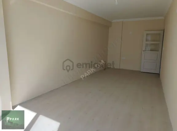 Park Gayrimenkul'den Turgut Reis Ara Sokağı Kiralık 2+1 Daire 2