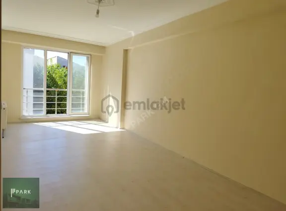 Park Gayrimenkul'den Turgut Reis Ara Sokağı Kiralık 2+1 Daire 2