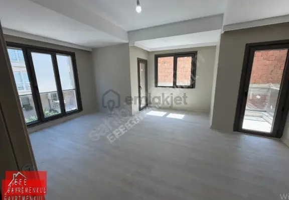 Sancaktepe İnönümahallesinde Asansörlü 2.kat 3+1 Sıfır Lüksdaire 1