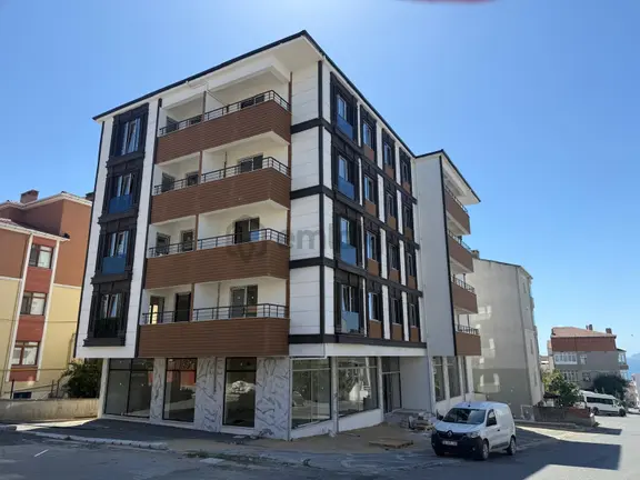 File Market Karşısında Satılık Sıfır Ara Kat 2+1 1