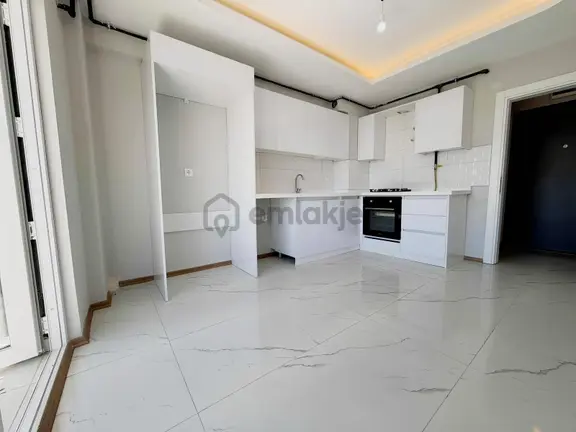 Kolçan Emlak'tan Zafertepede Kiralık 3+1 Daire 1