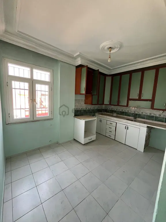 Adana Seyhan Yeşilyurt Mahallesinde Menzil Ekmek Fırını Civarı Kiralık 3+1 Boş Müstakil Daire 1