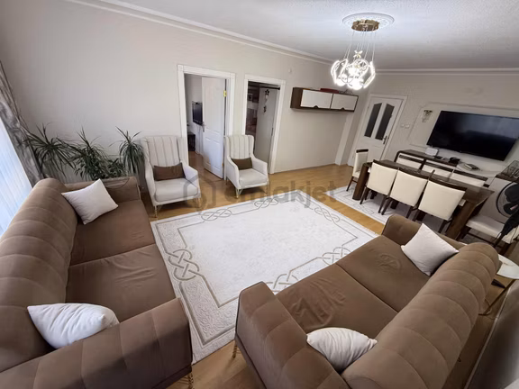 Çizmeci Okulu Yanı İlk Defa Kiralık Bölgenin Entemizi 3+1 Daire 2