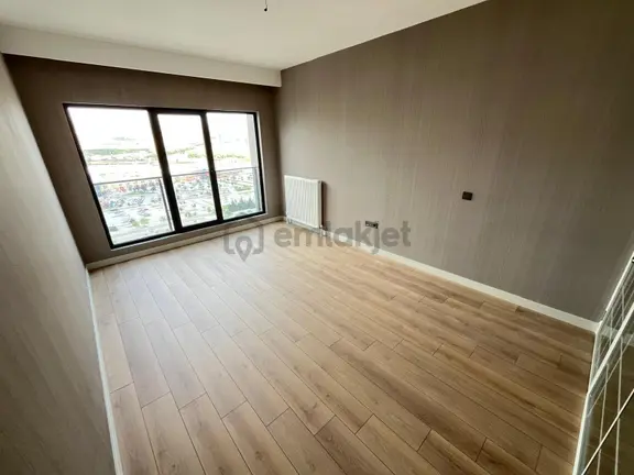 Ada Mutfaklı Site İçerisinde Kapalı Havuzlu & Sosyal Tesisli 4+1 2