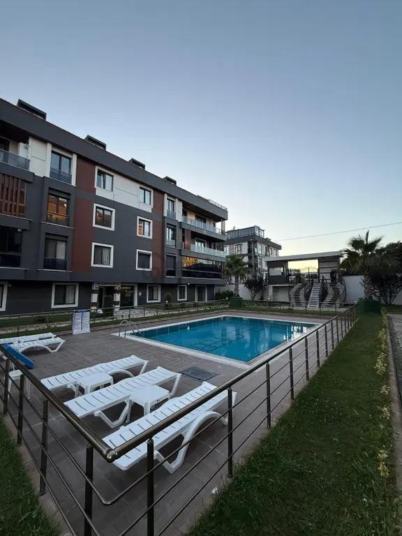 Vincenza Konakları 1'de Havuzlu 3+1 Kiralık Daire 1