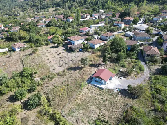 Blue Yatırım'dan Çukurköy Köy Merkezinde %40 İmarlı 1096 M2 Arsa 2