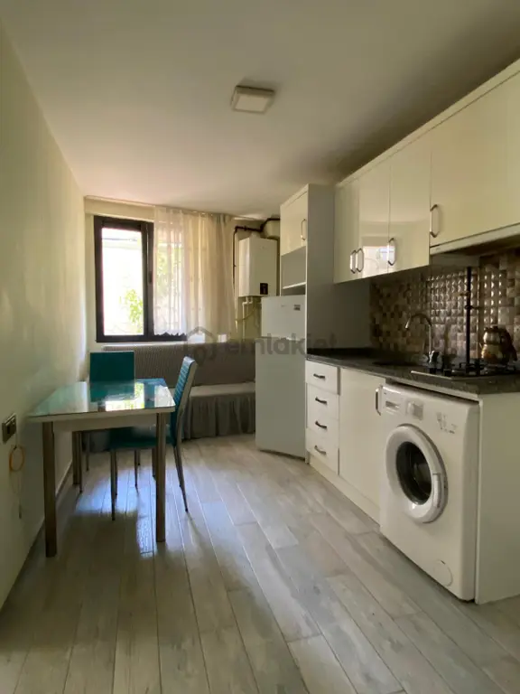 Ender Uysal Gayrimenkulden Asmalıevler Mahallesin De 1+1 Kiralık Eşyalı Bahçe Katı Apart... 2