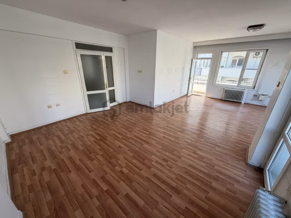 Mesa Yatırımdan Kalyon Kavşagında Kiralık Ofis Büro Daire 2