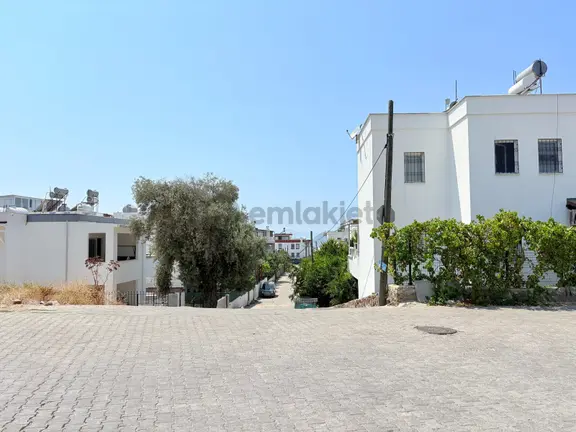 Turgutreis Akçaalan Merkez'de 2+1 Giriş Kat Daire 2