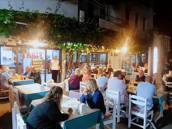 Dalyanda Devren Kiralık Pideci Ve Restaurant (kda38) 1