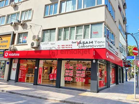 Alemdar Caddesinde Tabela Değeri Yüksek Kaçırılmayacak Ofis 1