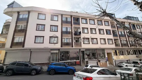 Halkalı Merkez'de Satılık 4+2 Dubleks Daire (belediye Yanı) 2
