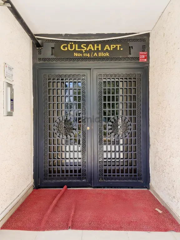 Huzur'dan Mithatpaşa Mah.de 3+1 Ebeveny Banyolu Doğalgazlı Daire 2