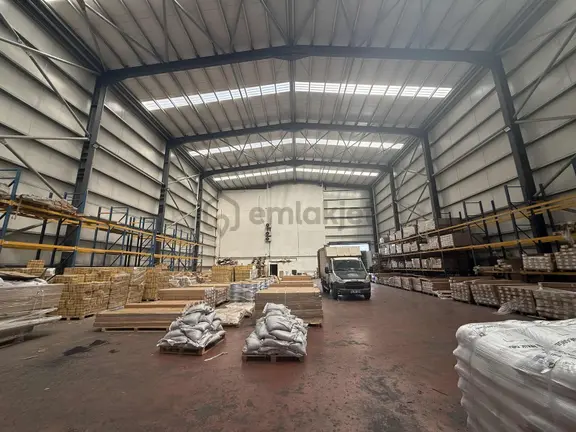 Kiralık 2000 M2 Balçık H:12 Depo & İş Yeri 2