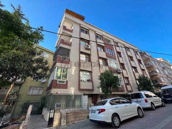 Denizköşkler’de 3+1 Sağlam Binada 180m2 1