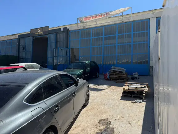 Yunus Emre Kobi Sanayi Sitesinde | 120 M² Kiralık Dükkân 1