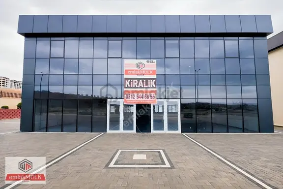 Cadde Üzeri Ticari Kullanıma Uygun Yapılı 180 M2 Kiralık Dükkan 1