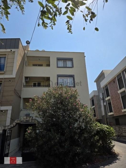 Ege Üni Dibinde 2+1 Eşyalı Doğalgazlı Çok Geniş Kiralık Daire 1