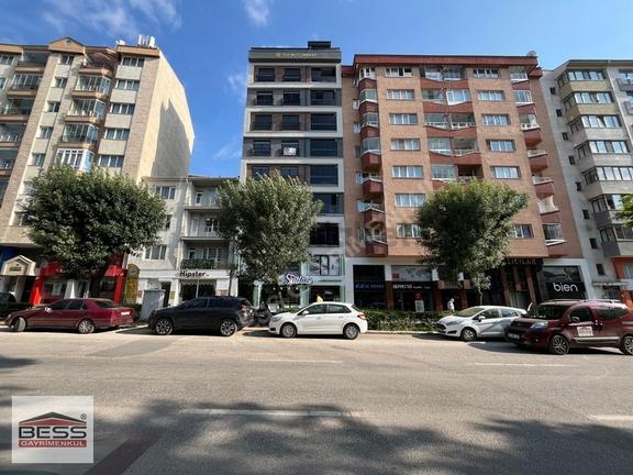 Bess'den Akarbaşı Mah. Atatürk Bulvarı Üzeri Kiralık 3+1 Daire 1