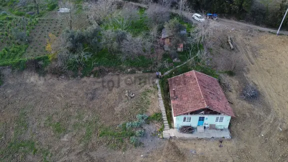 İzmit Arızlıda Deniz Manzaralı 6.200 M² Yatırımlık Arazi 2