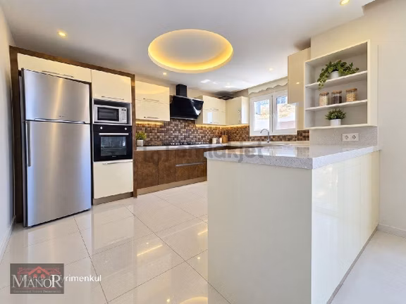 Kuşadası Değirmendere Mahallesi 3+1 Geniş Kullanışlı Eşyalı Havuzlu Sitede Satılık Lüks Daire 2