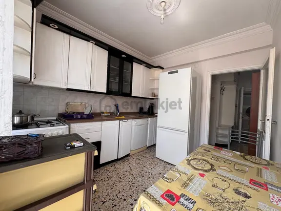 Viranşehirde Denize Yürüme Mesfesinde Uygun Fiyat 3+1 1