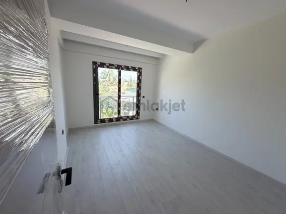 Foça Gerenköy'de Kiralık 2+1 Dubleks Villa 2