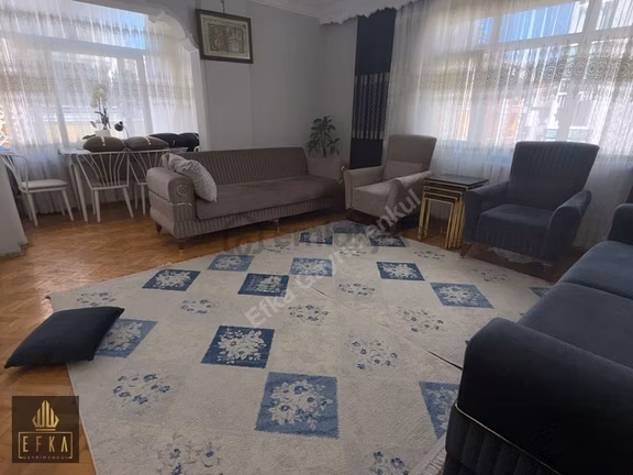 Bahçelievler Zafer'de Satılık 3+1 Daire 125 M² Yatırım Fırsatı! 2