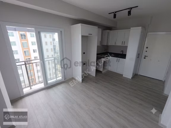 Huzurevleri Site İçinde 3 Cepheli Sıfır 2+1 Satılık 1