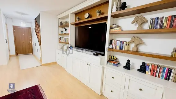 216 Sancaktepe Konutları Satılık Şık Dekorlu Bahçeli 2+1 Dubleks 2